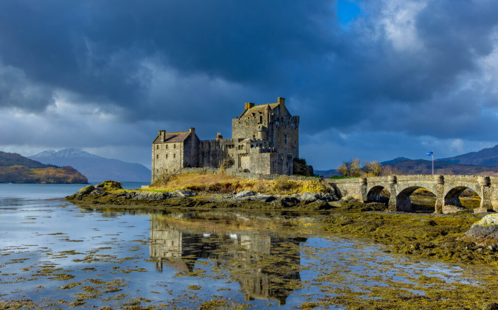 tartancabs.com – Airport Transfers and tourist routes in Scotland